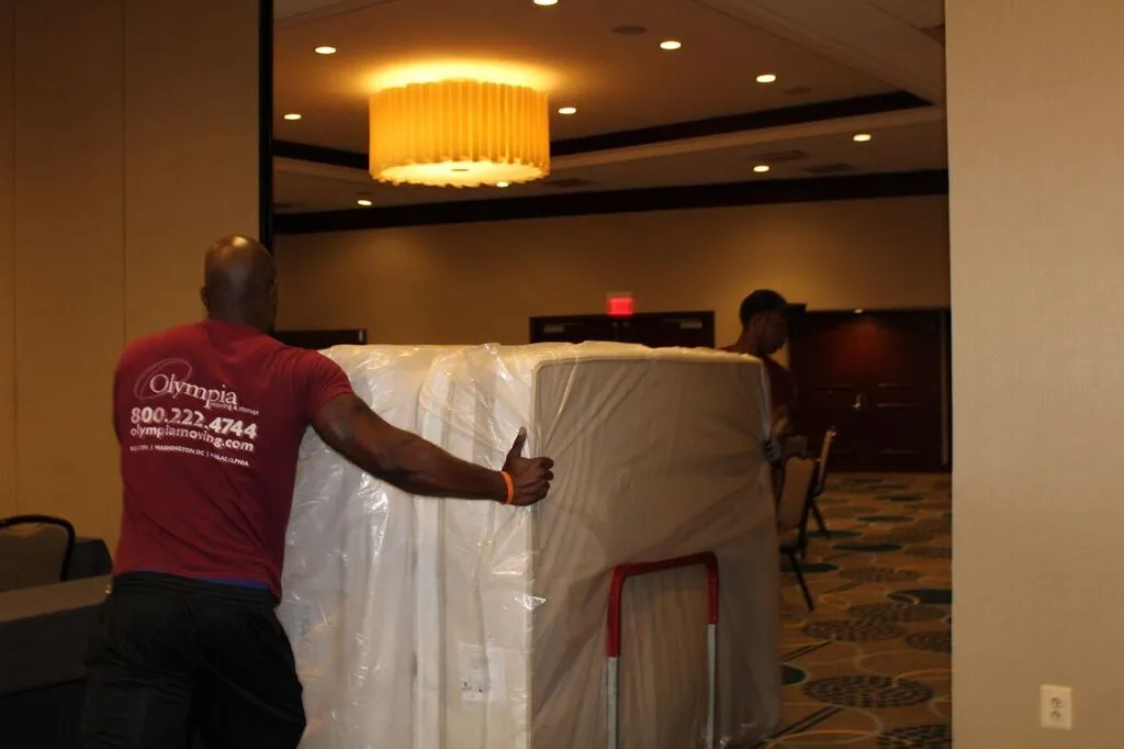 hyatt mattress moving