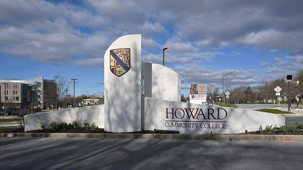 Howard_Community_College_sign_Columbia_MD