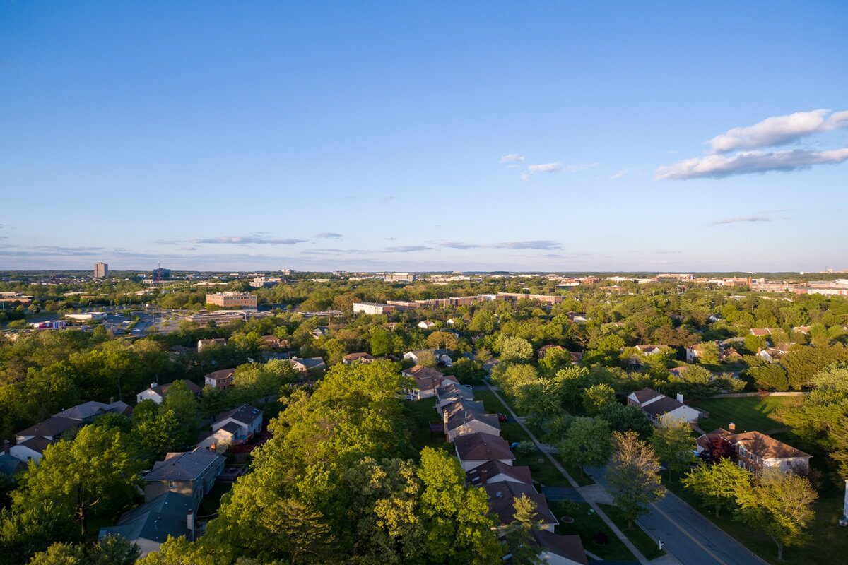 hunting hills woods neighborhood in Rockville Maryland