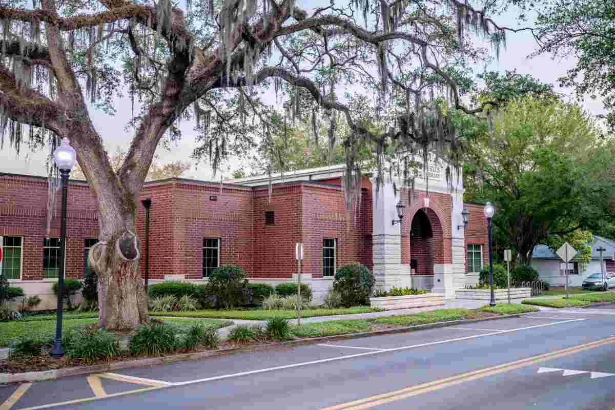 Zephyrhills Public Library Historic Downtown Zephyrhills Florida